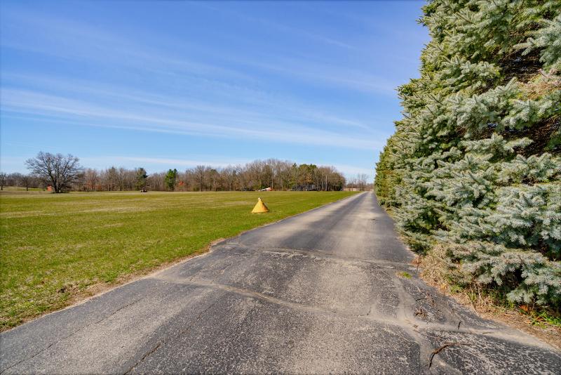 Listing Photo for 9363 S Grow Road