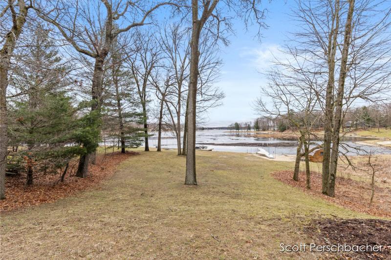 Listing Photo for 14580 S Star Lake Drive