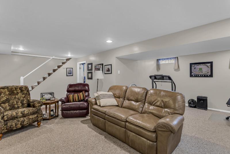 Listing Photo for 2461 Smiley Way