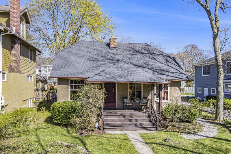 Listing Photo for 1059 Lincoln Avenue