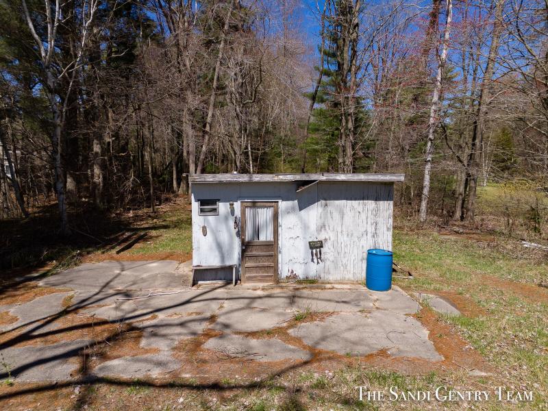 Listing Photo for 265 Dee Road