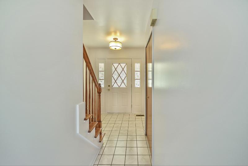 Listing Photo for 3212 Foxway Court