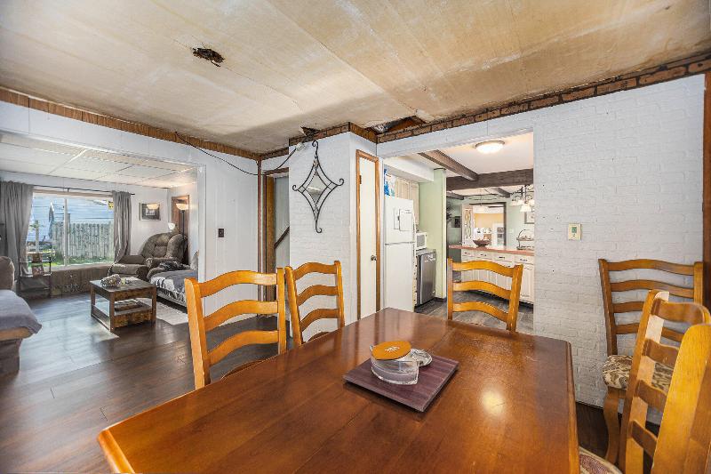 Listing Photo for 77 2nd Street S