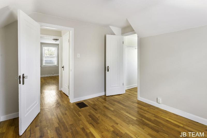 Listing Photo for 148 W 28th Street