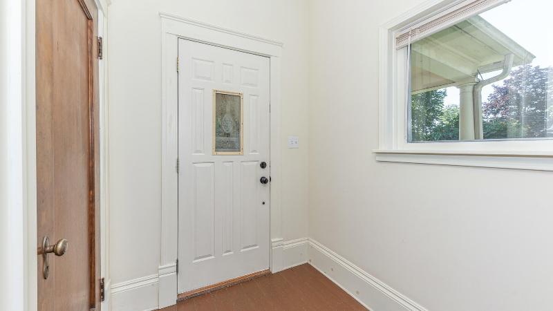 Listing Photo for 302 S Clinton Street