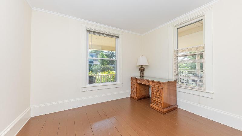 Listing Photo for 302 S Clinton Street