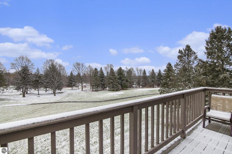Listing Photo for 5533 Golfview Court 18