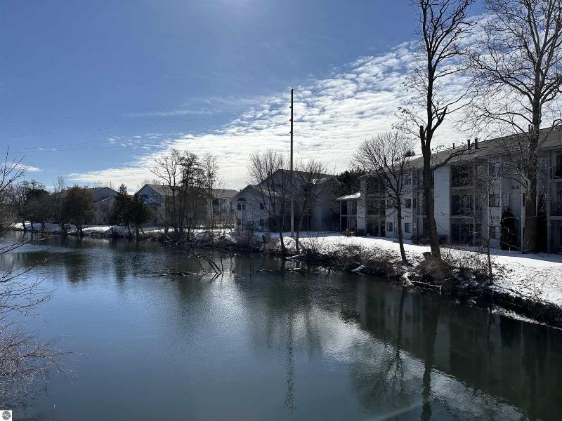 Listing Photo for 545 Riverine Drive 301