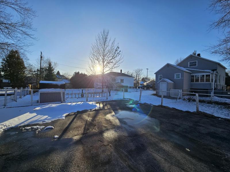 Listing Photo for 900 S 8th Avenue
