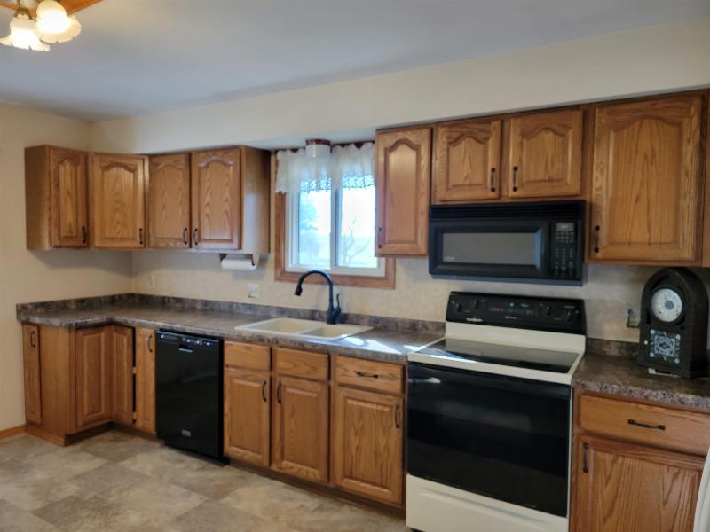 5815 S County Road T Brodhead, WI 53520