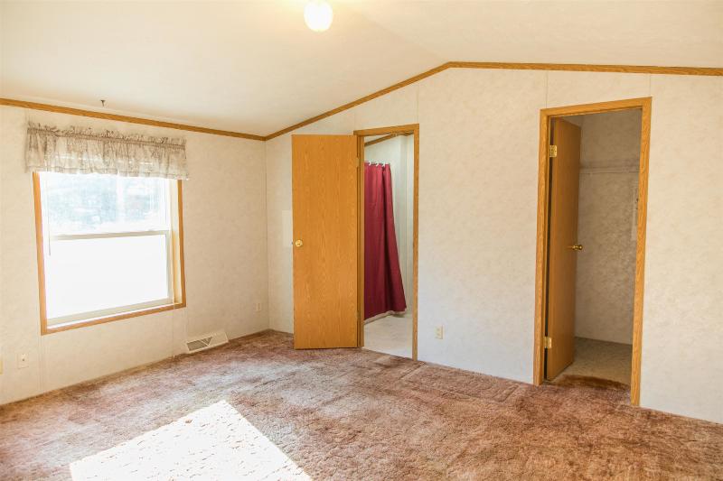 286 Ember Court Oxford, WI 53952