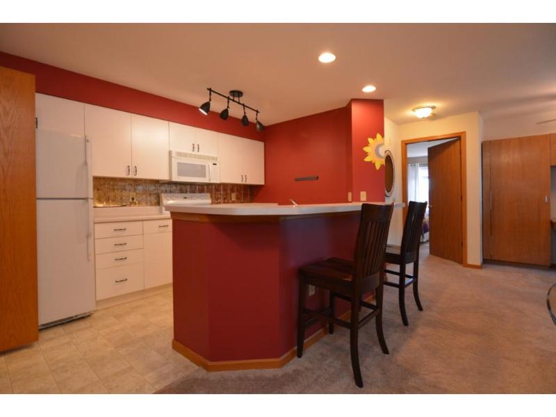 7201 Mid Town Road 207 Madison, WI 53719