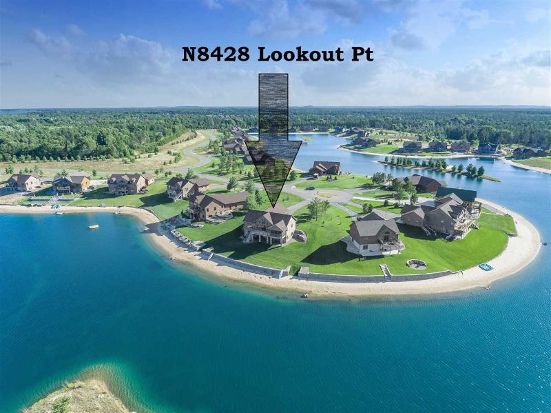 N8428 Lookout Point Court New Lisbon, WI 53950