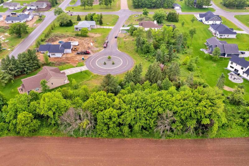 505 Greystone Place Plover, WI 54467