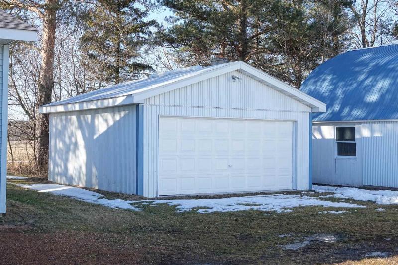 115726 County Road L Athens, WI 54411