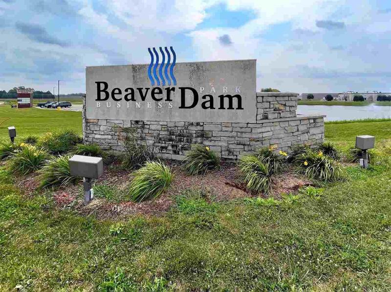 LT3 Gateway Drive Beaver Dam, WI 53916