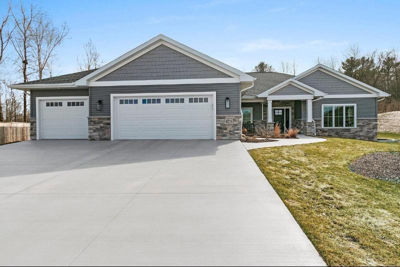 423 Highland Court Two Rivers, WI 54241
