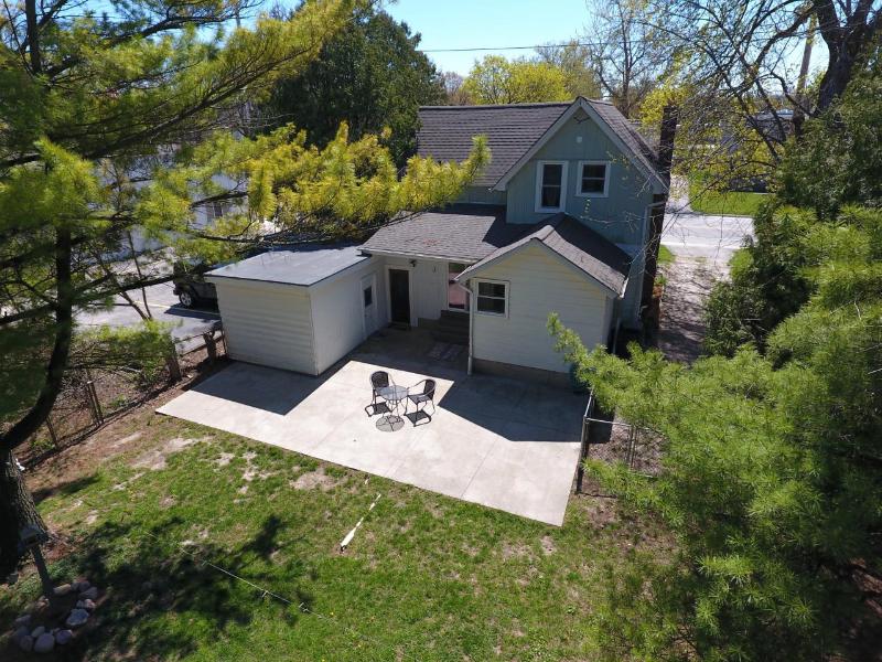 20452 Good Hope Road Lannon, WI 53046-9786