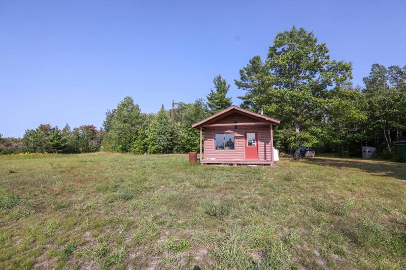 Listing Photo for 6921 W Walsh Grade Road