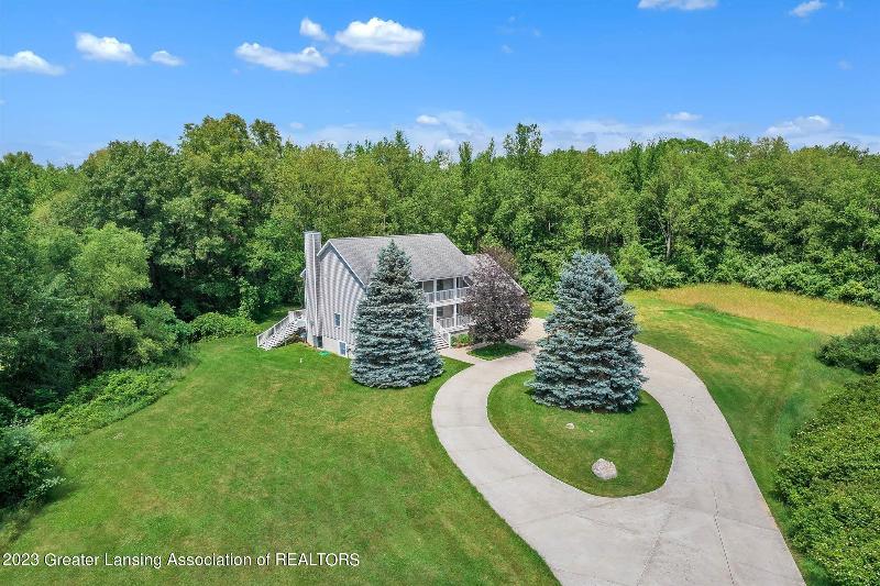 Listing Photo for 1900 W Grand River Road