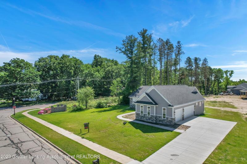 Listing Photo for 16905 Pine Hollow Drive