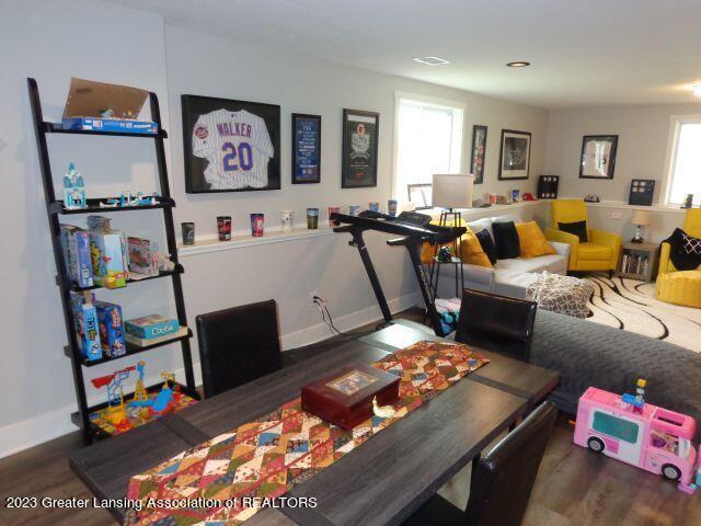 Listing Photo for 10876 56th Avenue