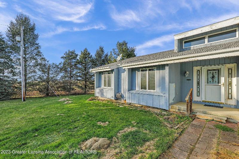 Listing Photo for 8607 Island Highway