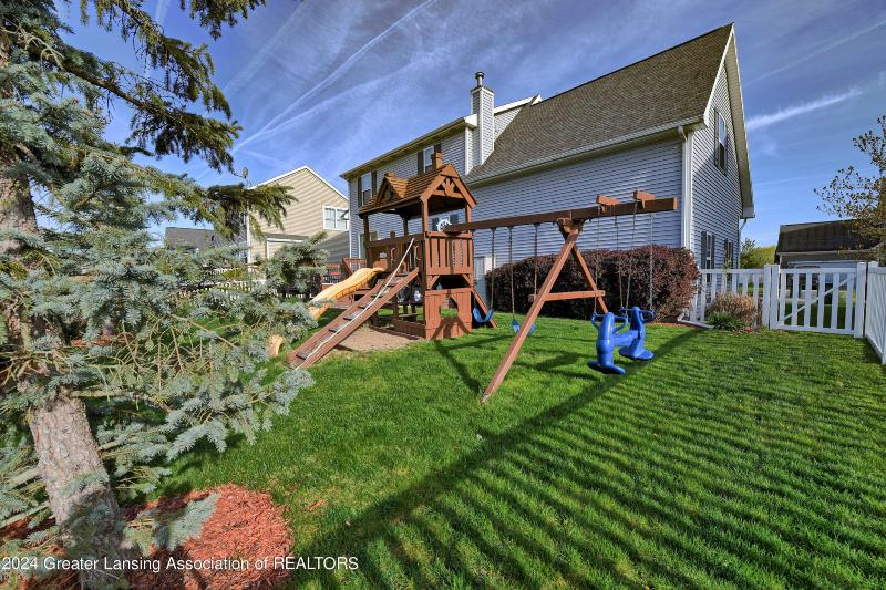 Listing Photo for 465 Buteo Drive