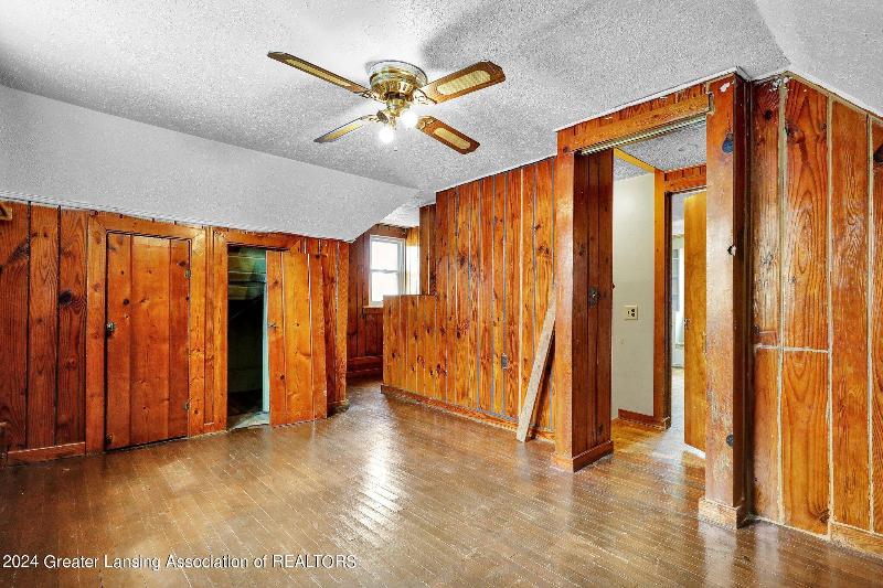 Listing Photo for 116 Harriet Avenue