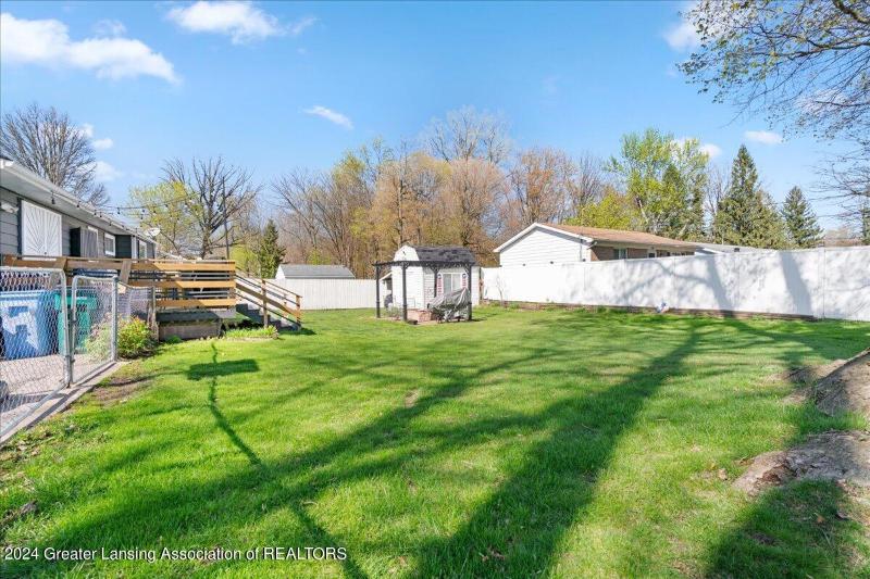 Listing Photo for 6539 Hilliard Road