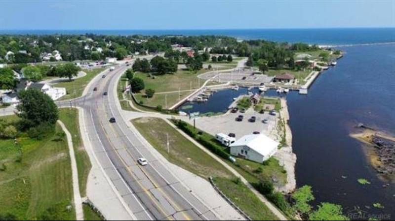 Listing Photo for 103 W Lakeshore Drive