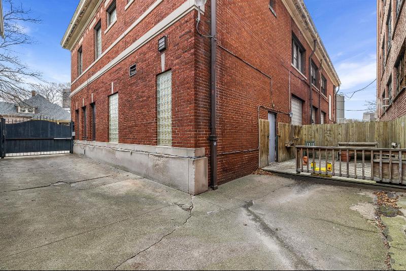 Listing Photo for 1201 Bagley Street