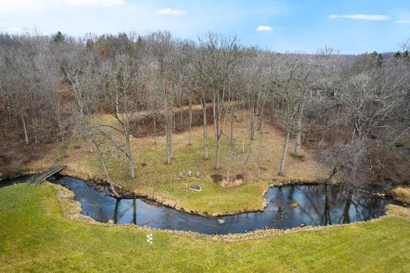 Listing Photo for 3477 Timberwood Court
