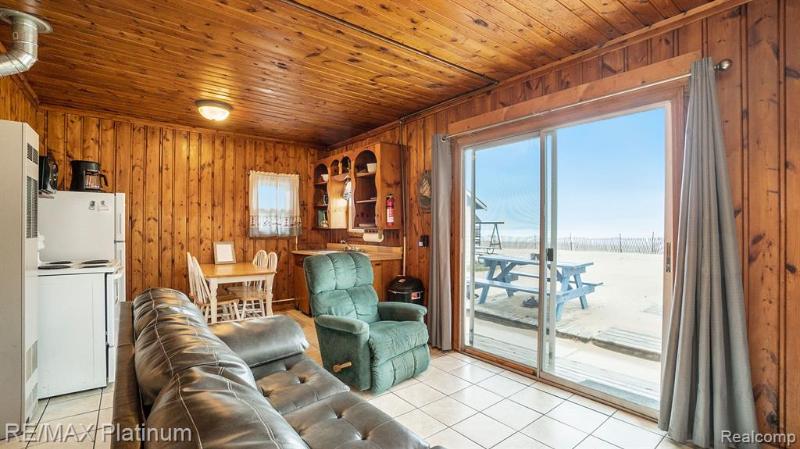 Listing Photo for 7474 N Us Highway 23