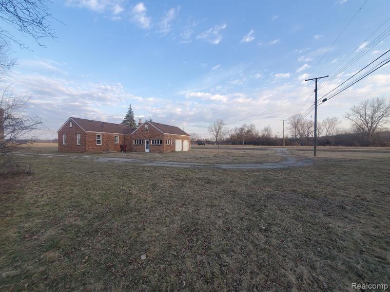 Listing Photo for 7537 Beck Road