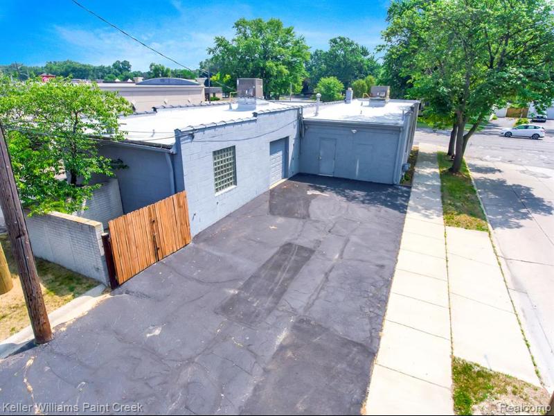 Listing Photo for 158-152 S Rochester Road