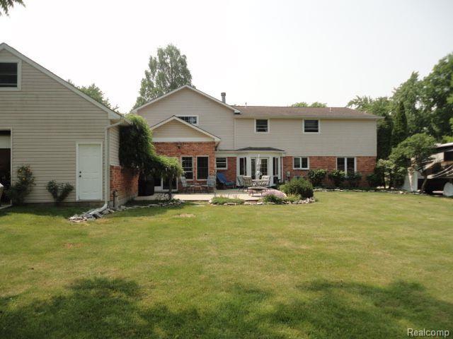 Listing Photo for 8842 Thorntree Drive