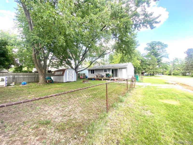 Listing Photo for 2997 Woodlawn Street