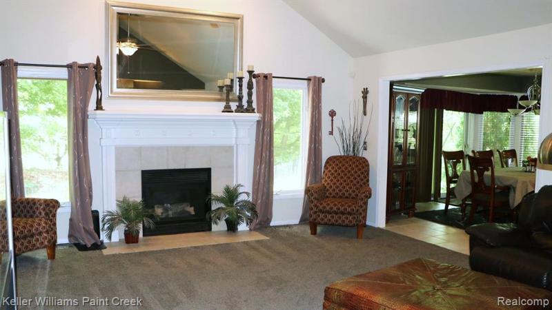 Listing Photo for 48058 Kings Court
