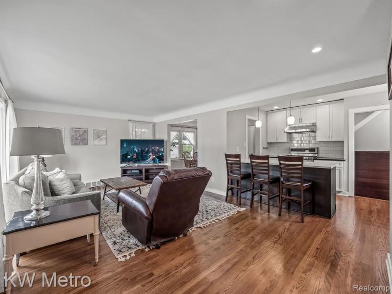 Listing Photo for 114 N Connecticut Avenue