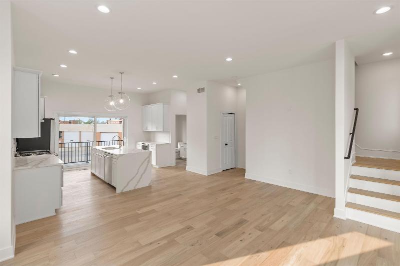 Listing Photo for 2037 11th Street UNIT 8