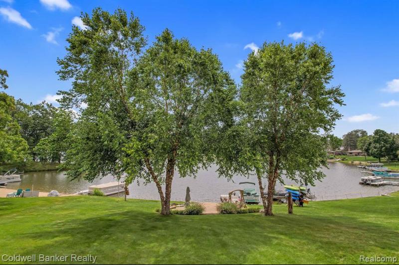 Listing Photo for 9271 Steephollow Drive