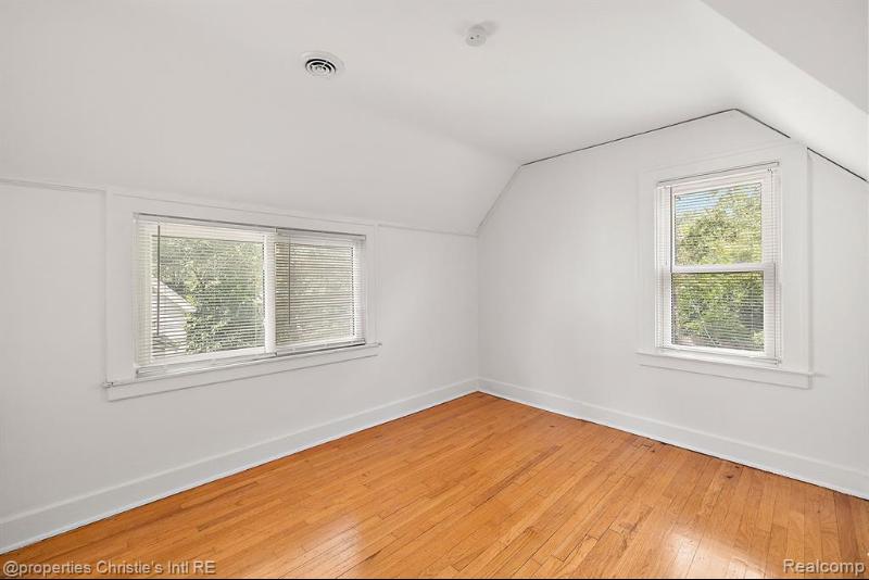 Listing Photo for 246 Chalmers Street