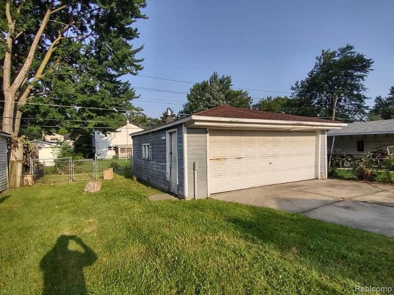Listing Photo for 21851 Cunningham Avenue