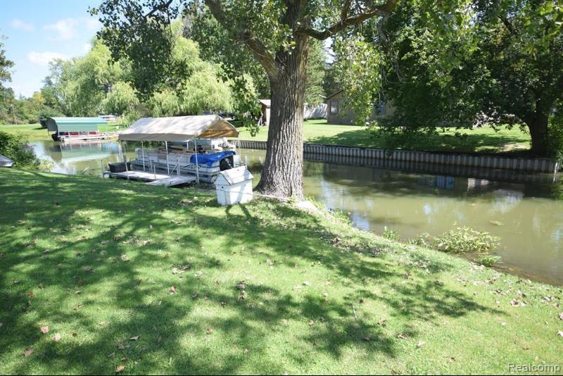 Listing Photo for 16125 Softwater Lake Drive