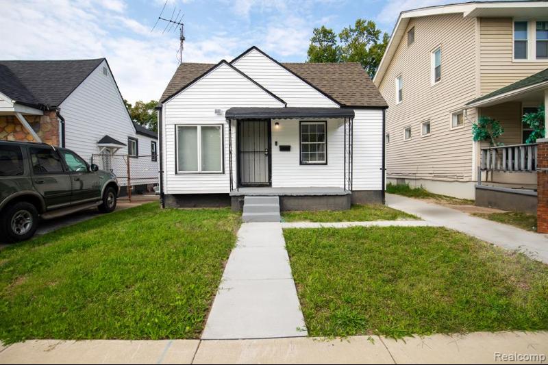 Listing Photo for 8117 Roselawn Street
