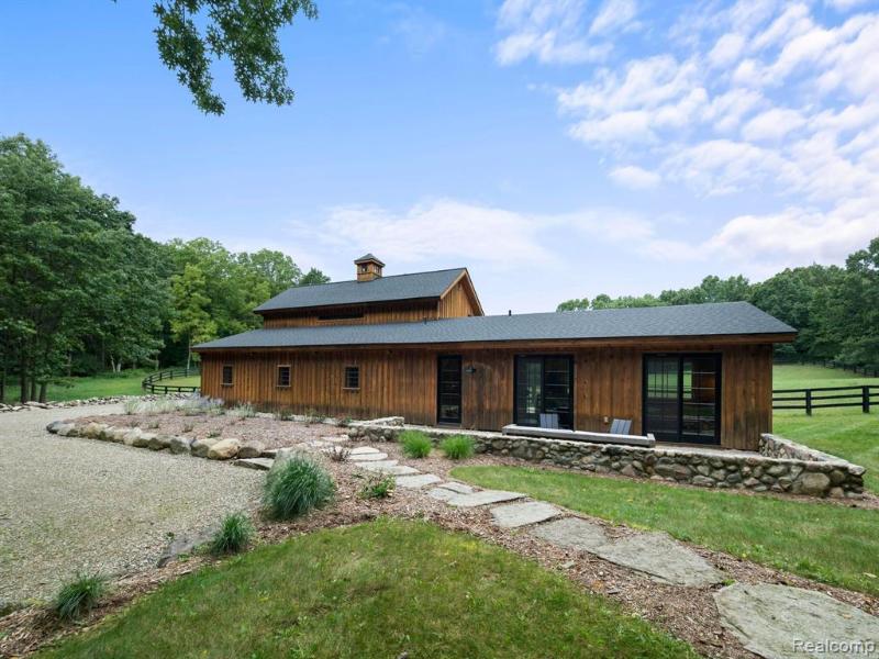 Listing Photo for 3211 Wilder Road