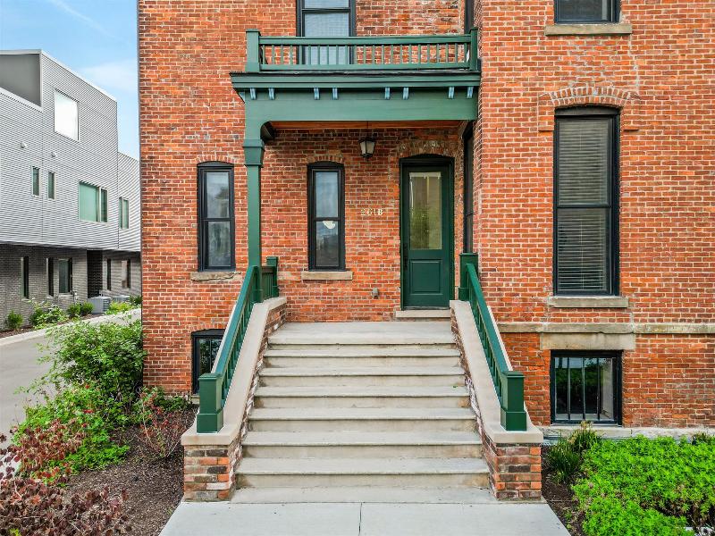 Listing Photo for 261 Alfred Street B