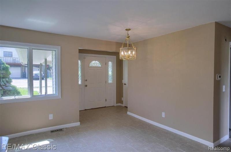 Listing Photo for 2841 Coral Way
