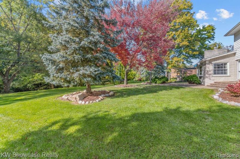 Listing Photo for 24157 Twin Valley Court